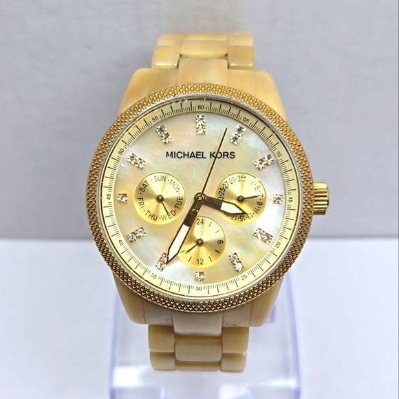 Womens Michael Kors Horn Day Date Watch Gold Tone Resin Jet Set 37mm New Battery